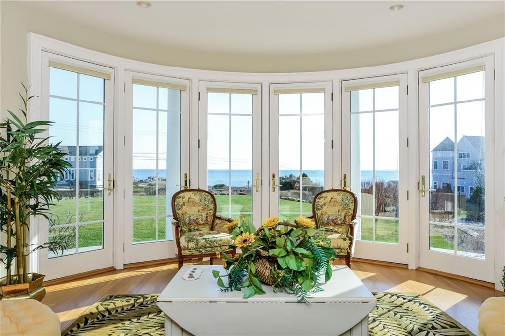 41 Castle Hill Avenue, Newport