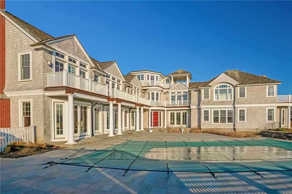 41 Castle Hill Avenue, Newport