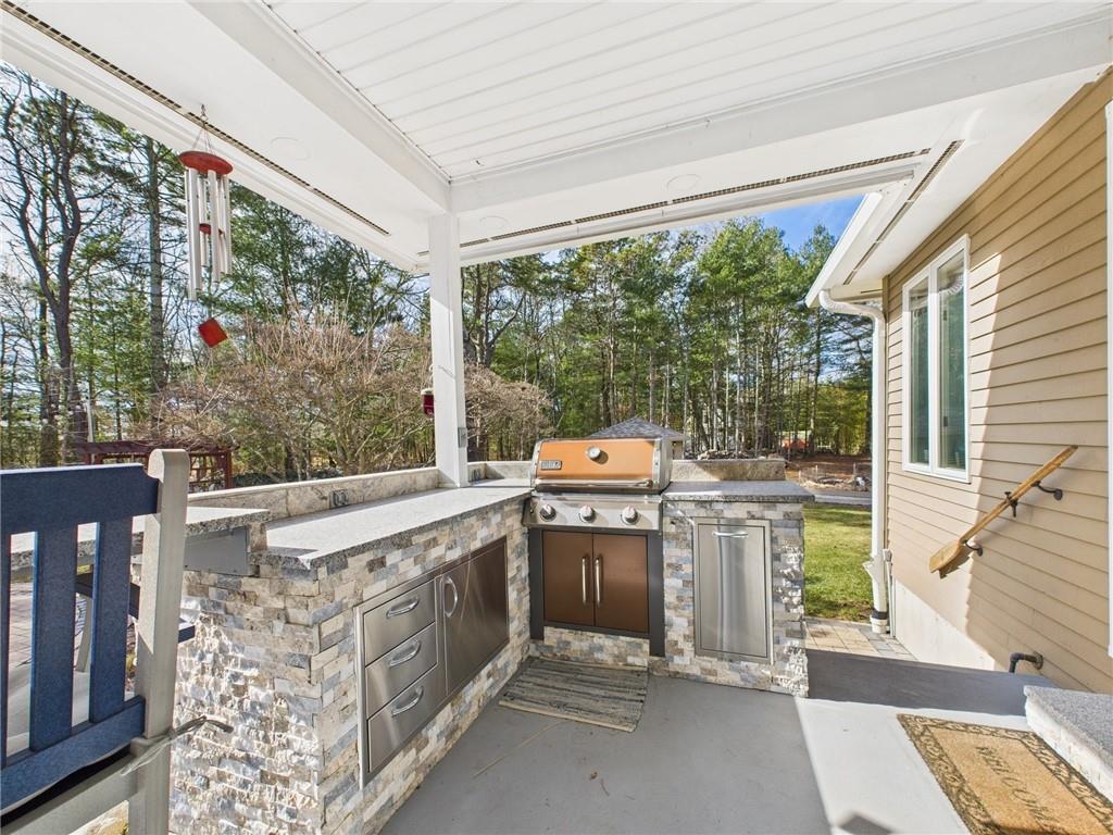 95 Shepherd Drive, South Kingstown