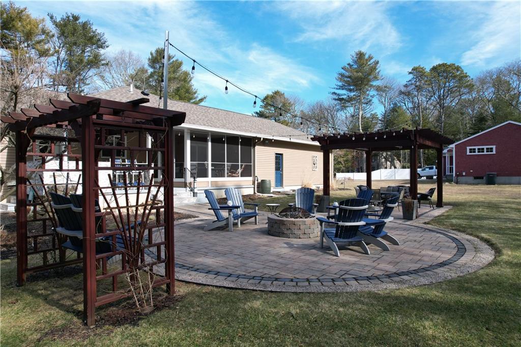 95 Shepherd Drive, South Kingstown