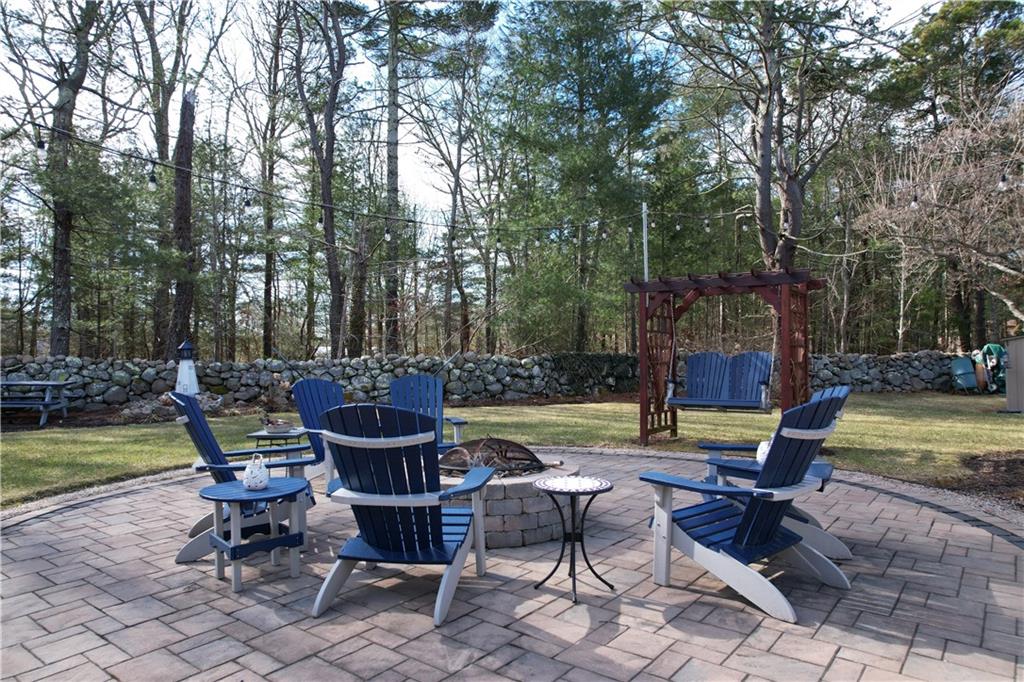 95 Shepherd Drive, South Kingstown