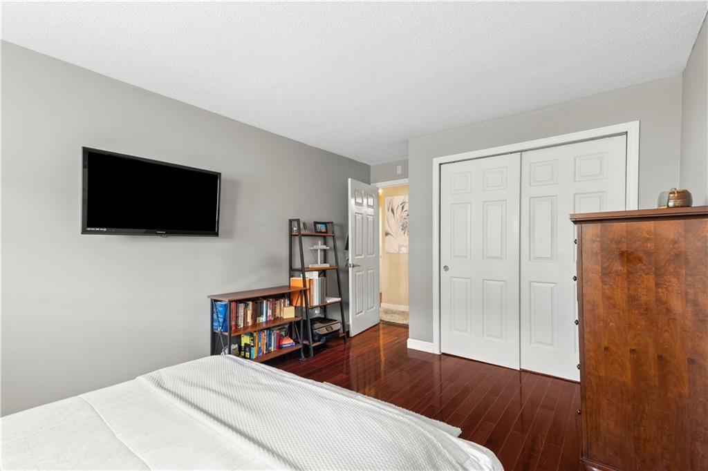 3524 West Shore Road, Unit#906, Warwick