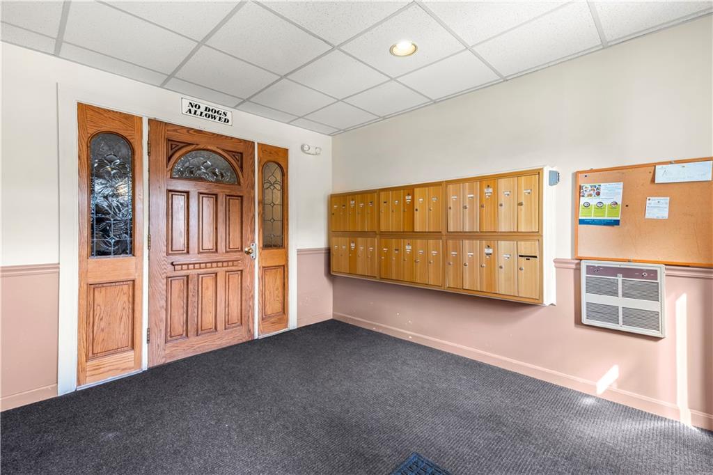 3524 West Shore Road, Unit#906, Warwick