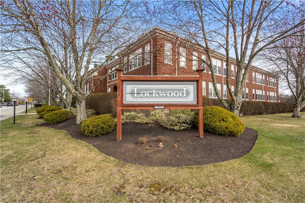 3524 West Shore Road, Unit#906, Warwick