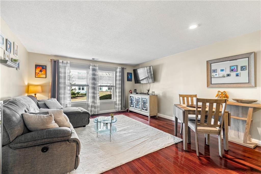 3524 West Shore Road, Unit#906, Warwick