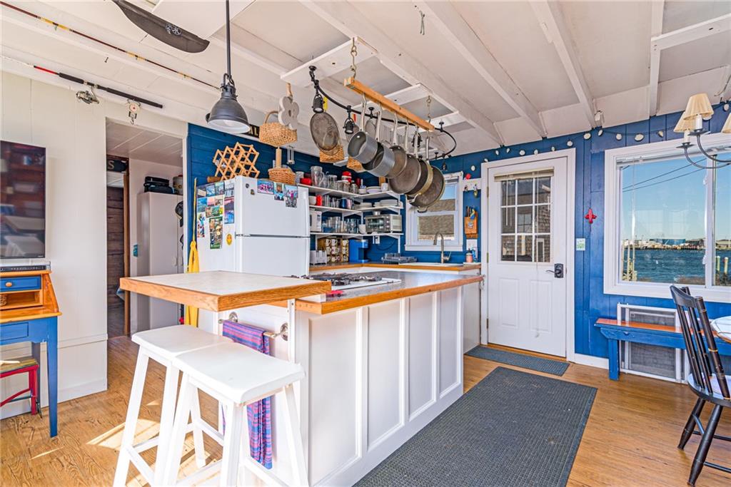 1193 Succotash Road, Narragansett