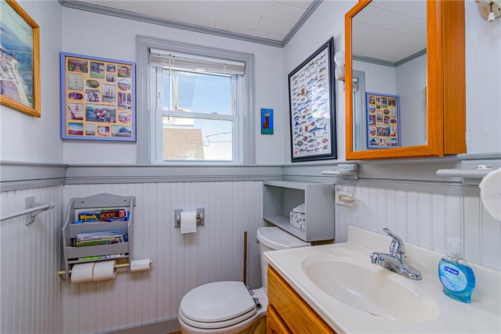 1193 Succotash Road, Narragansett