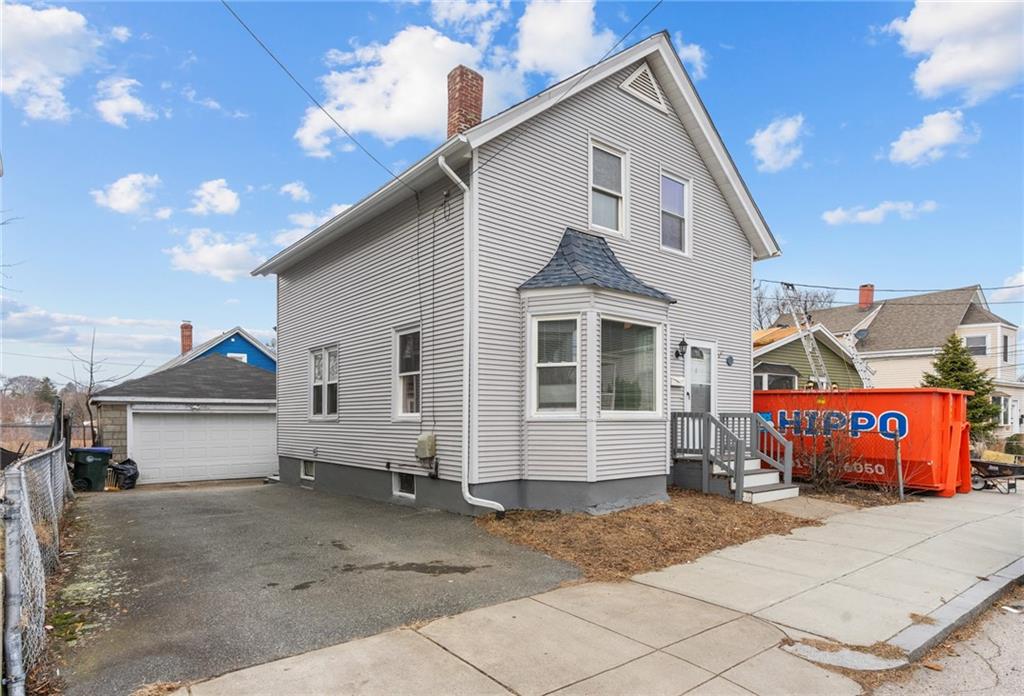 22 Standish Avenue, Providence