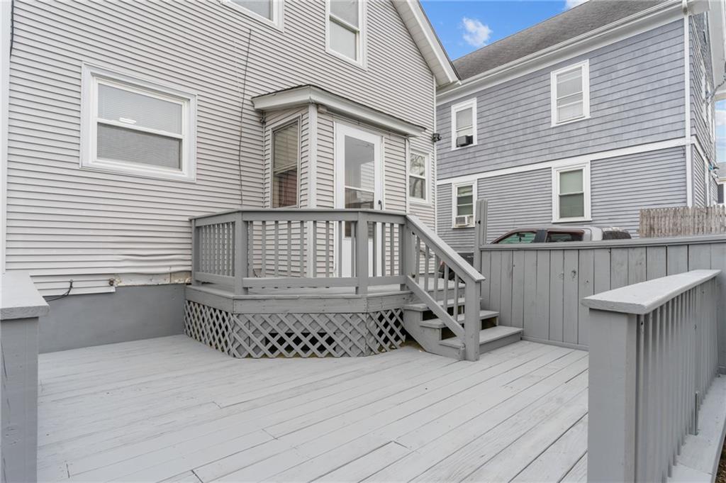 22 Standish Avenue, Providence