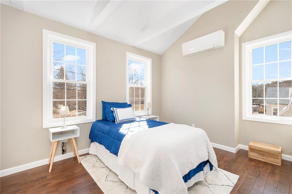 8 Clinton Avenue, Scituate