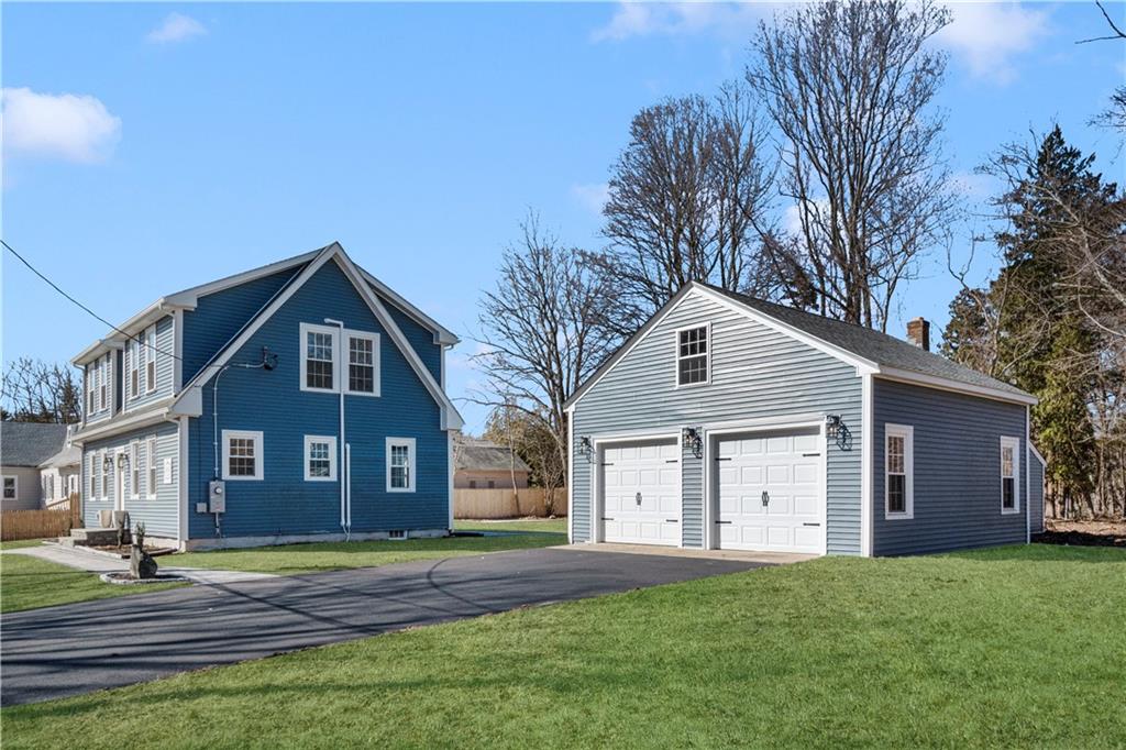 8 Clinton Avenue, Scituate