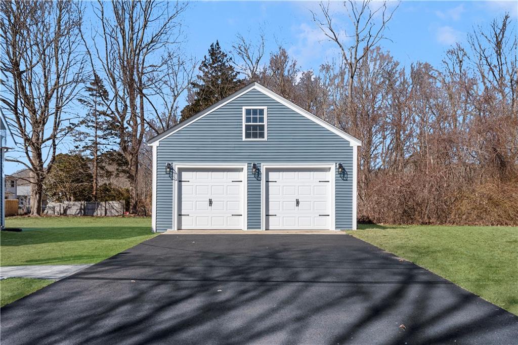 8 Clinton Avenue, Scituate
