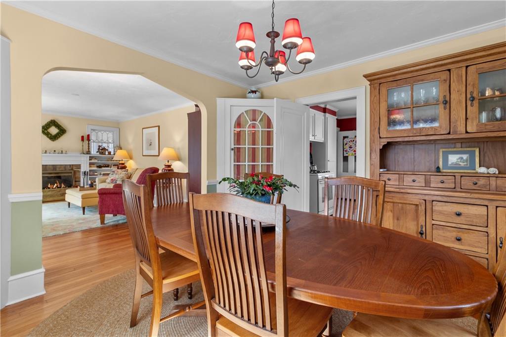 15 Maple Street, Warren