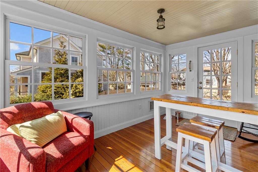 15 Maple Street, Warren