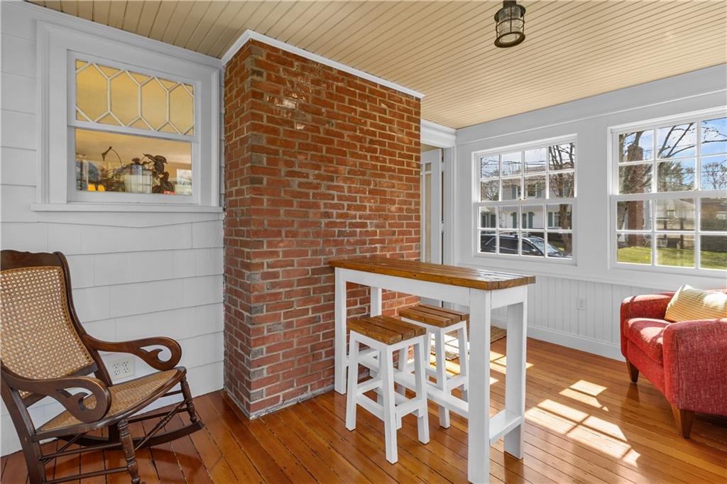 15 Maple Street, Warren