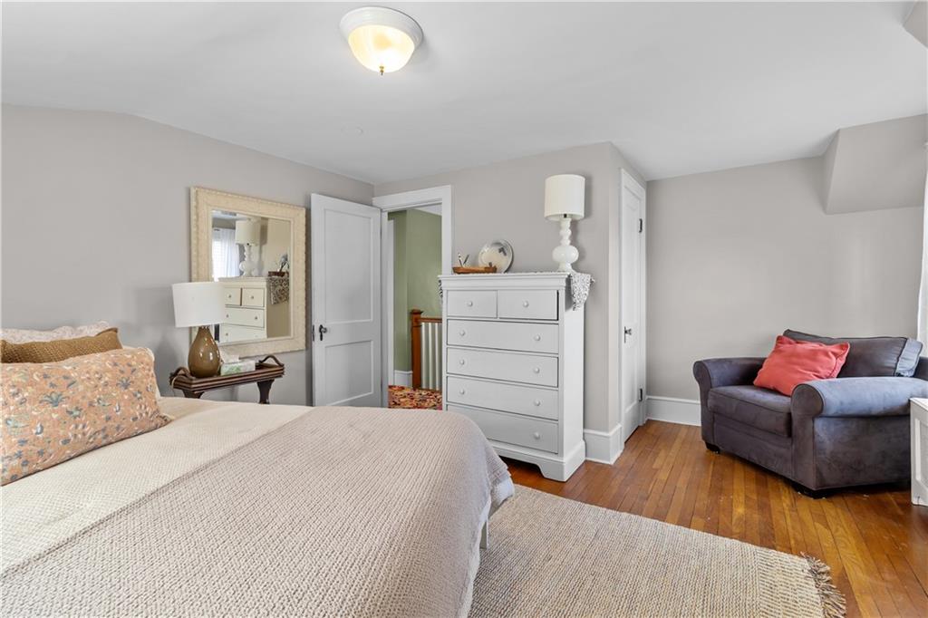 15 Maple Street, Warren
