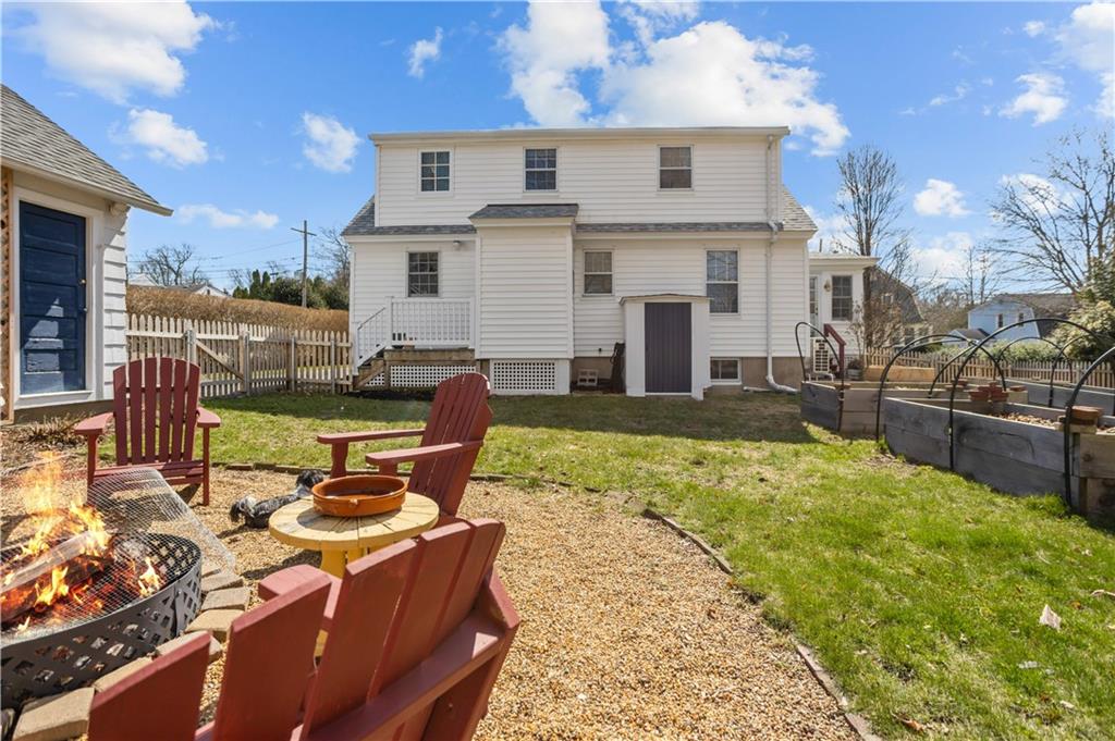 15 Maple Street, Warren