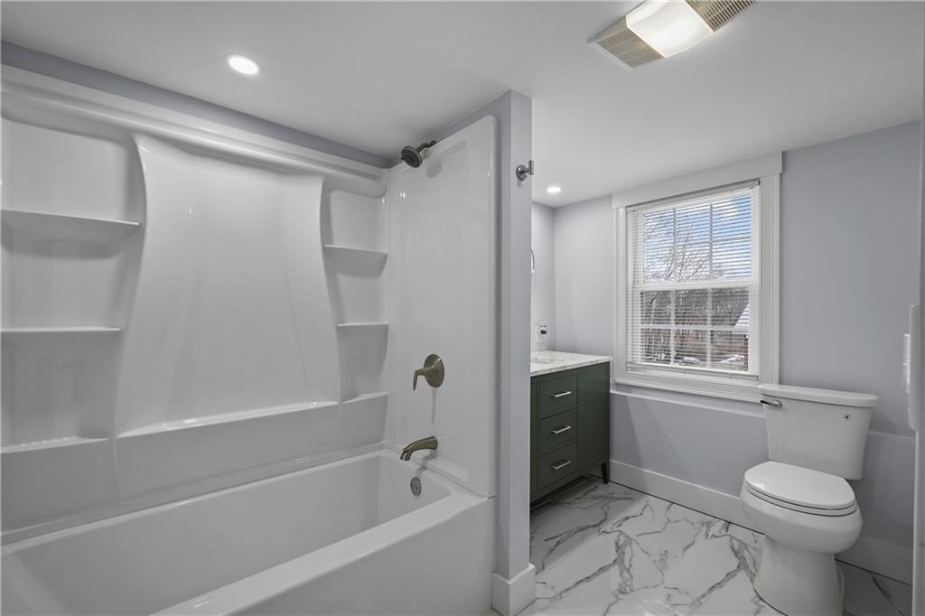 1394 Mendon Road, Cumberland