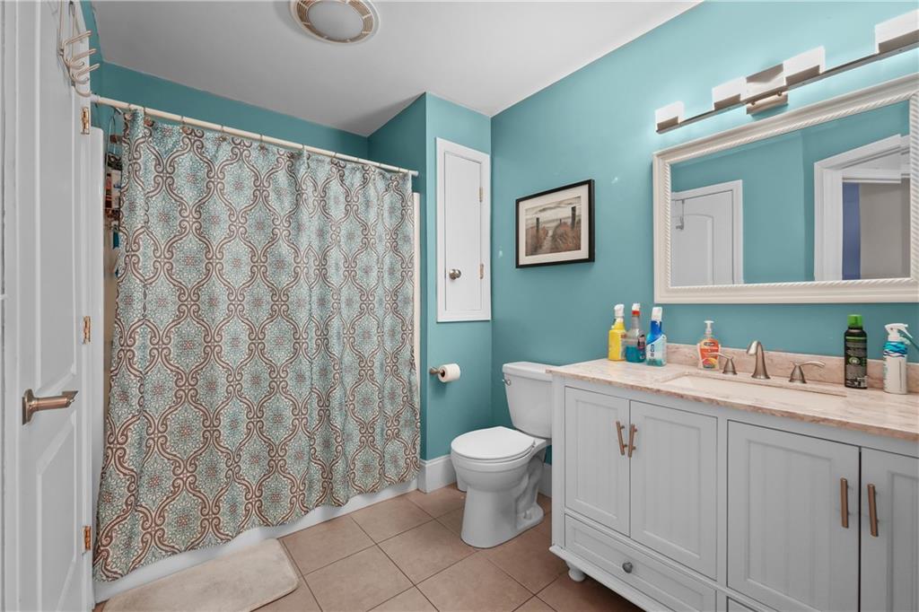 5 Morrill Lane, North Providence
