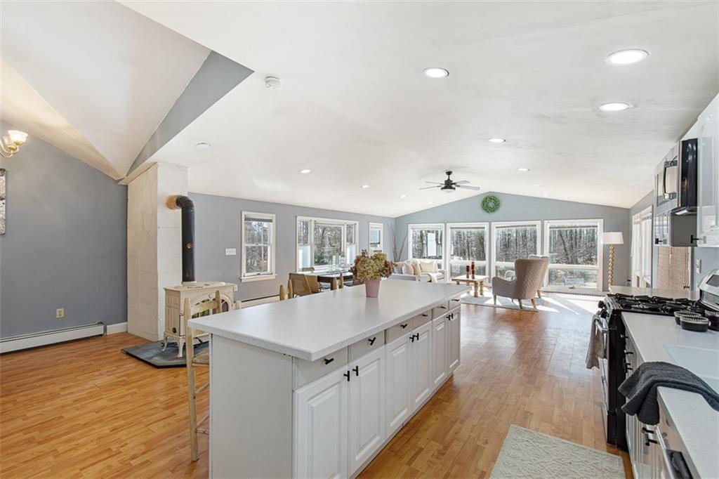 31 Cucumber Hill Road, Foster