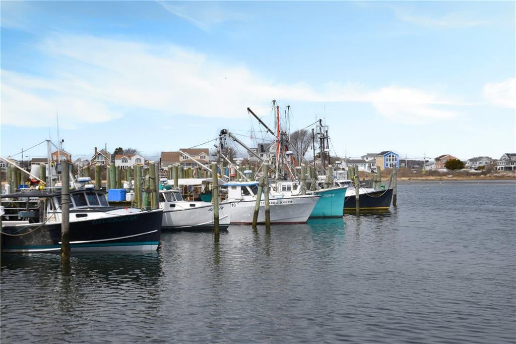 151 Shore Road, Narragansett
