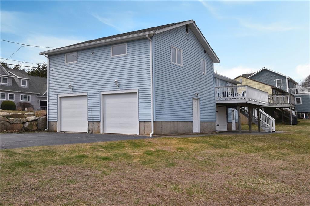 151 Shore Road, Narragansett