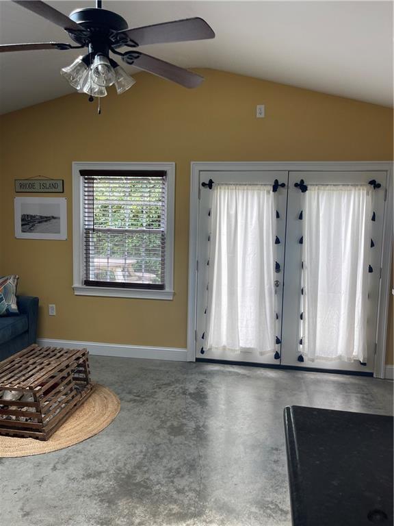 882 Point Judith Road, Narragansett