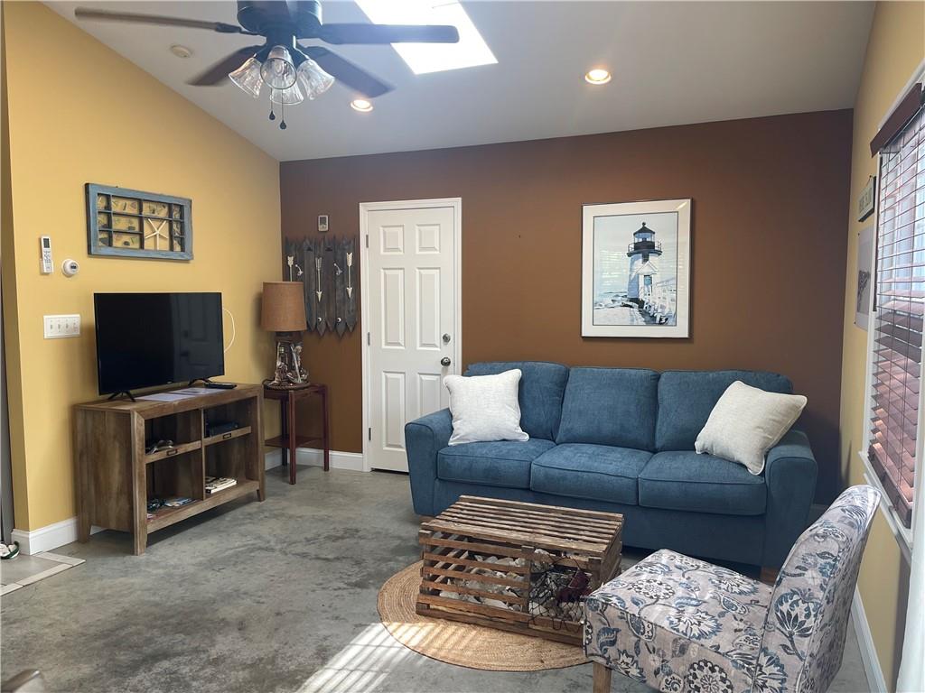 882 Point Judith Road, Narragansett