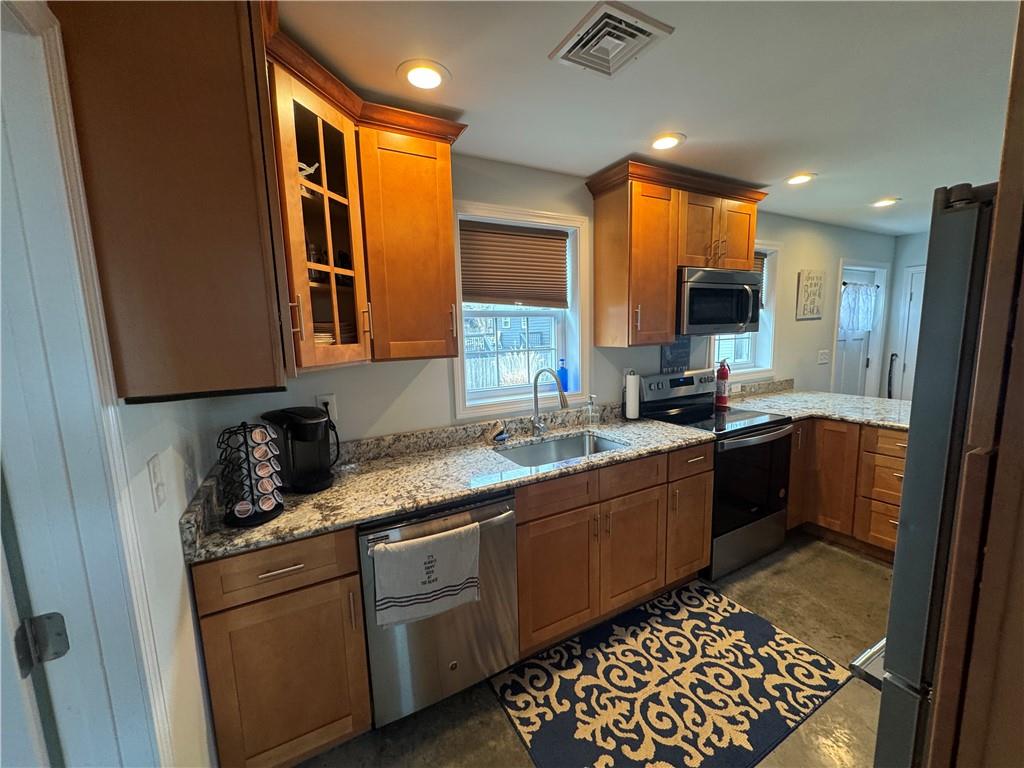 882 Point Judith Road, Narragansett