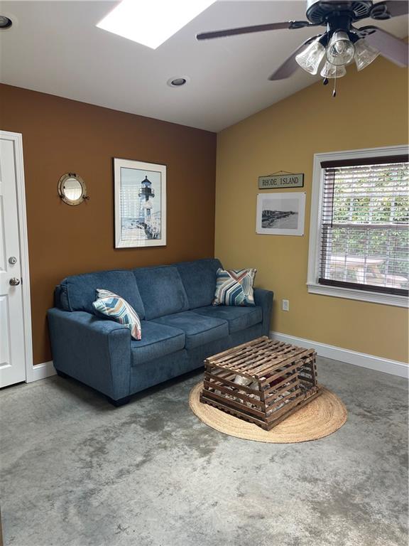 882 Point Judith Road, Narragansett