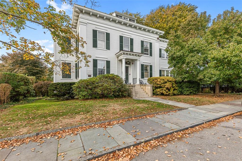 12 Mount. Vernon Street, Unit#05, Newport