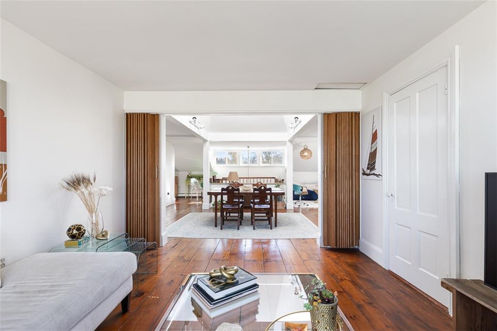 12 Mount. Vernon Street, Unit#05, Newport