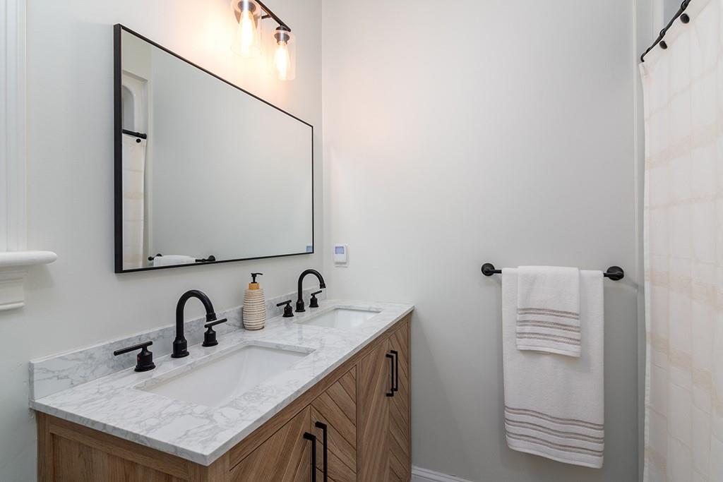 230 Allegra Lane, North Kingstown