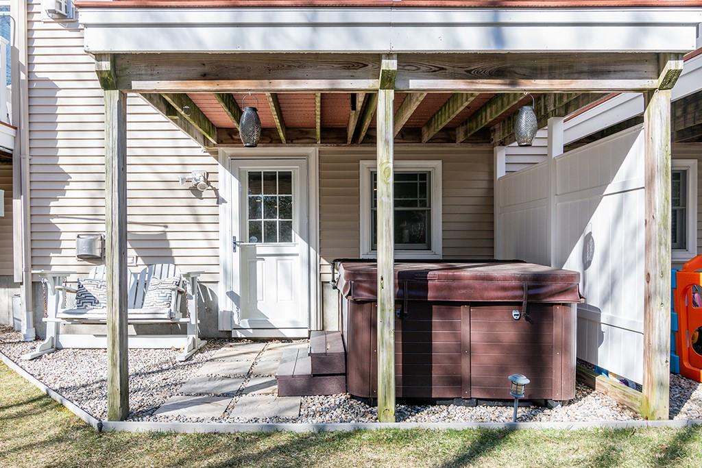 230 Allegra Lane, North Kingstown