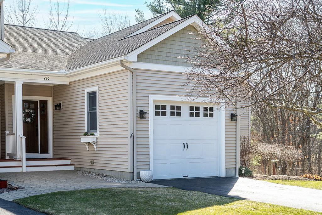 230 Allegra Lane, North Kingstown