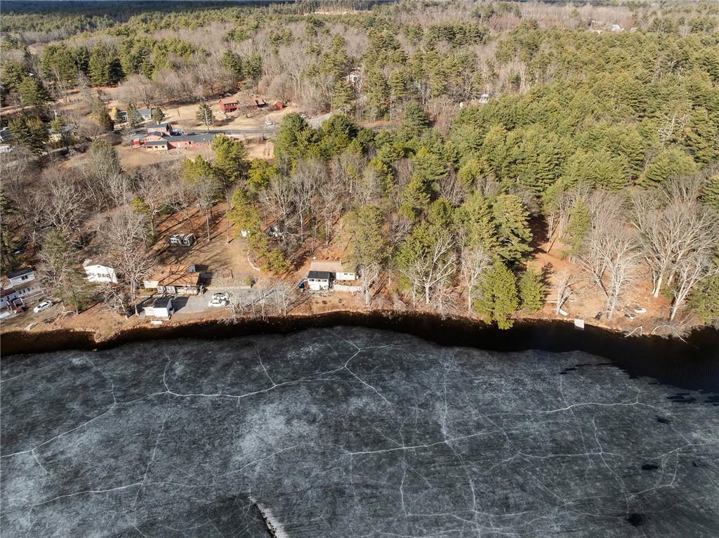 18 Tarklin Pond Drive, North Smithfield
