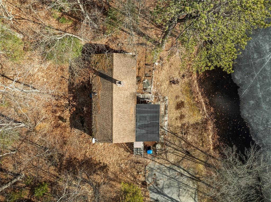18 Tarklin Pond Drive, North Smithfield