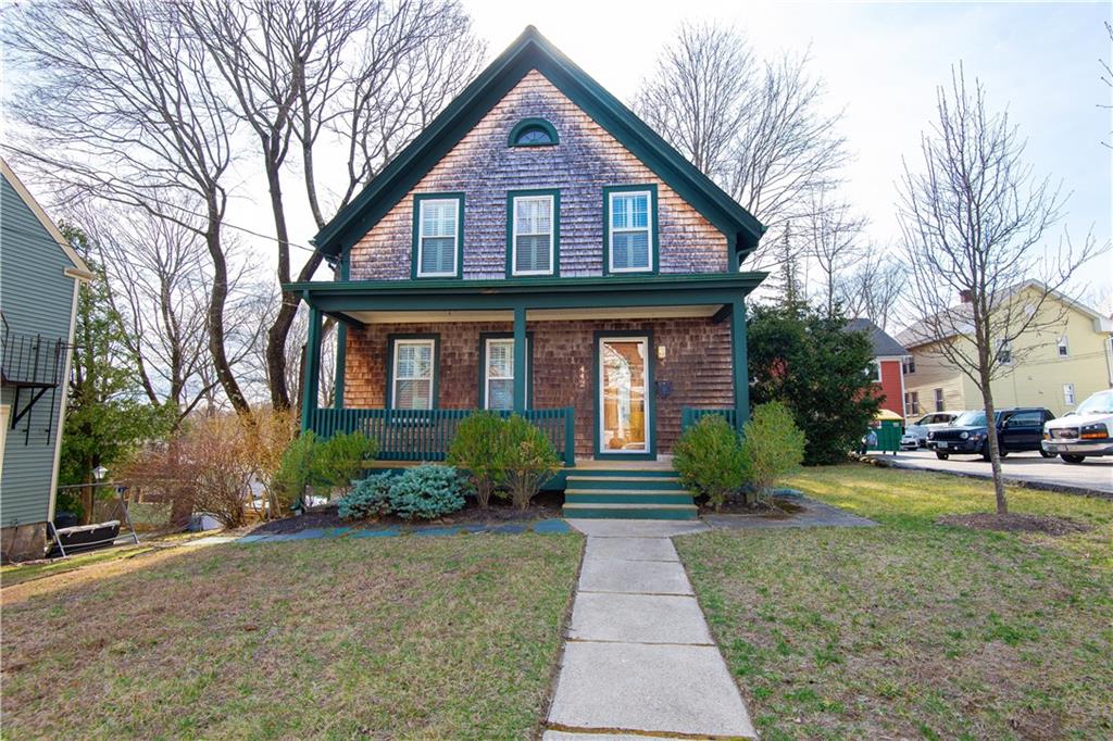 442 Summer Street, Woonsocket