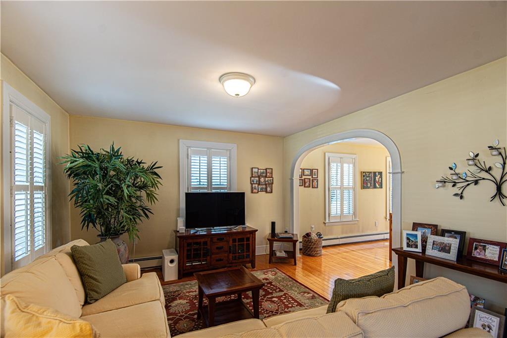 442 Summer Street, Woonsocket