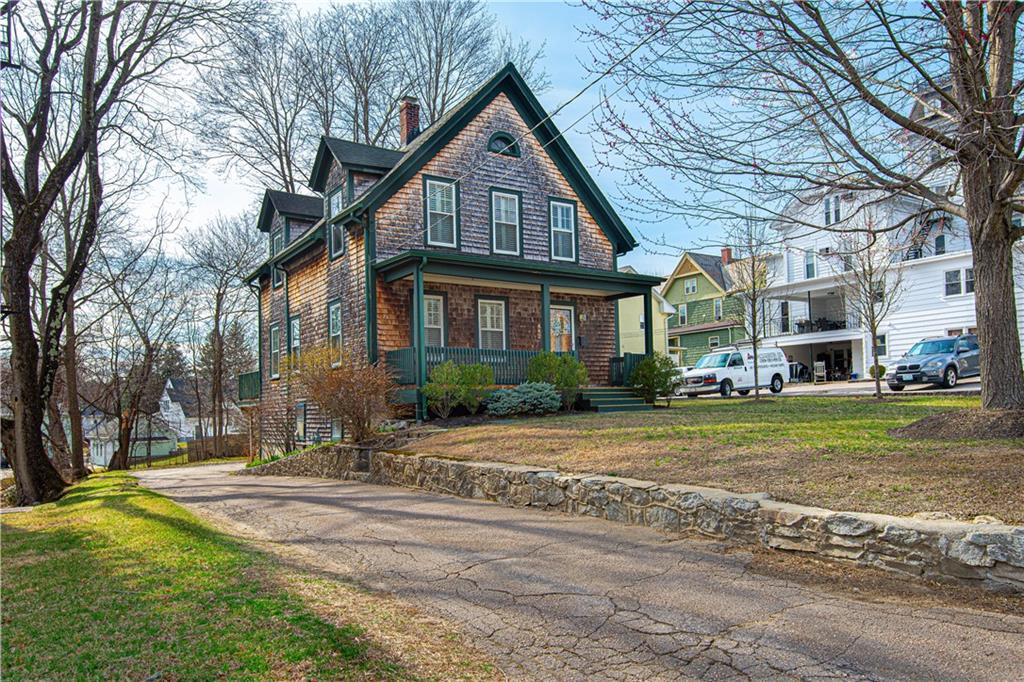 442 Summer Street, Woonsocket