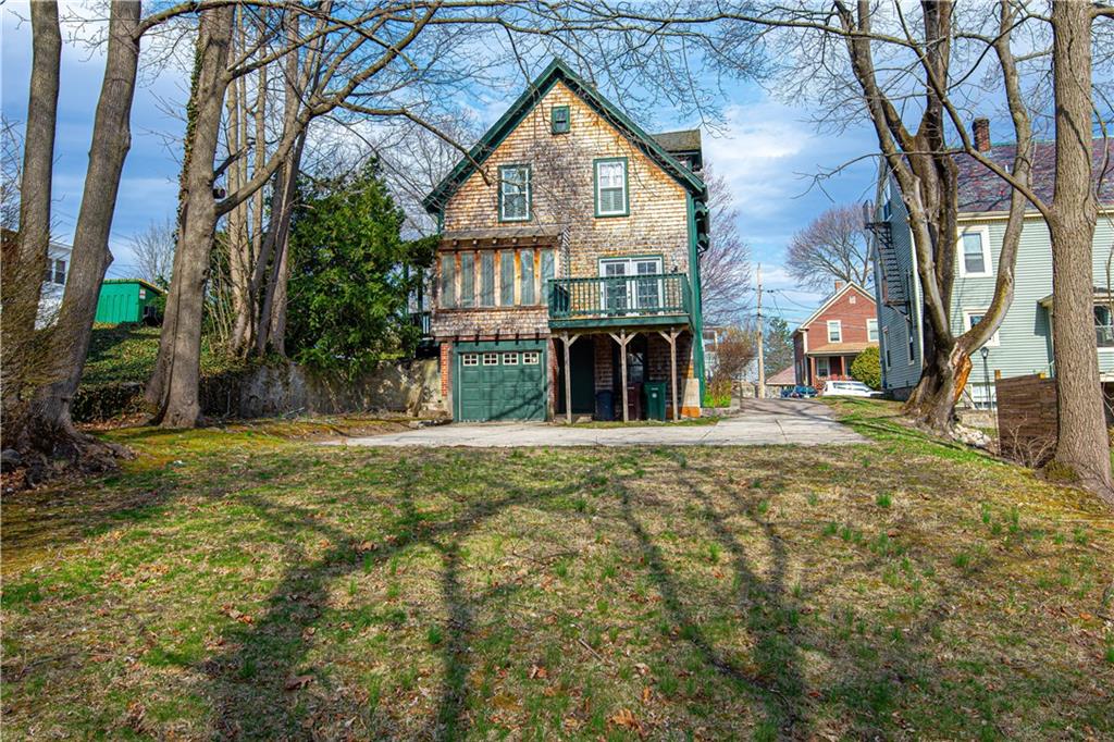 442 Summer Street, Woonsocket