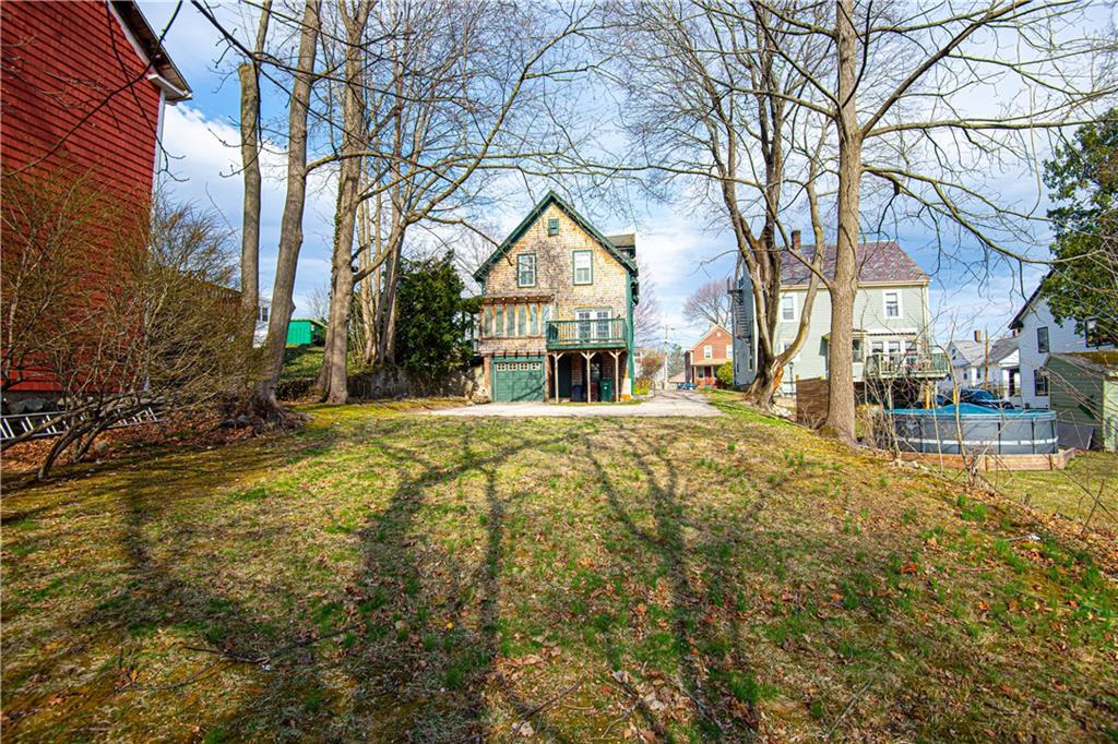 442 Summer Street, Woonsocket