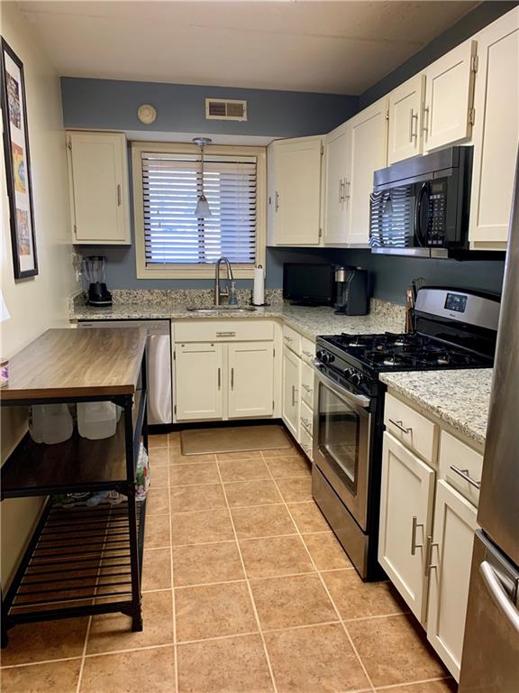 650 East Greenwich Avenue, Unit#5-102, West Warwick