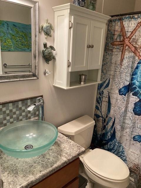 12 Mautucket Road, South Kingstown