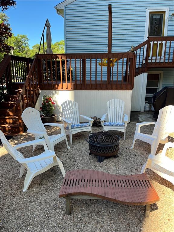 12 Mautucket Road, South Kingstown