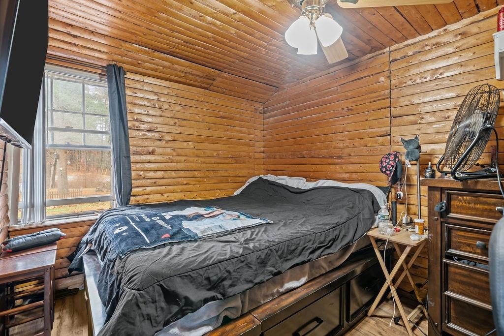 20 Echo Road, Glocester