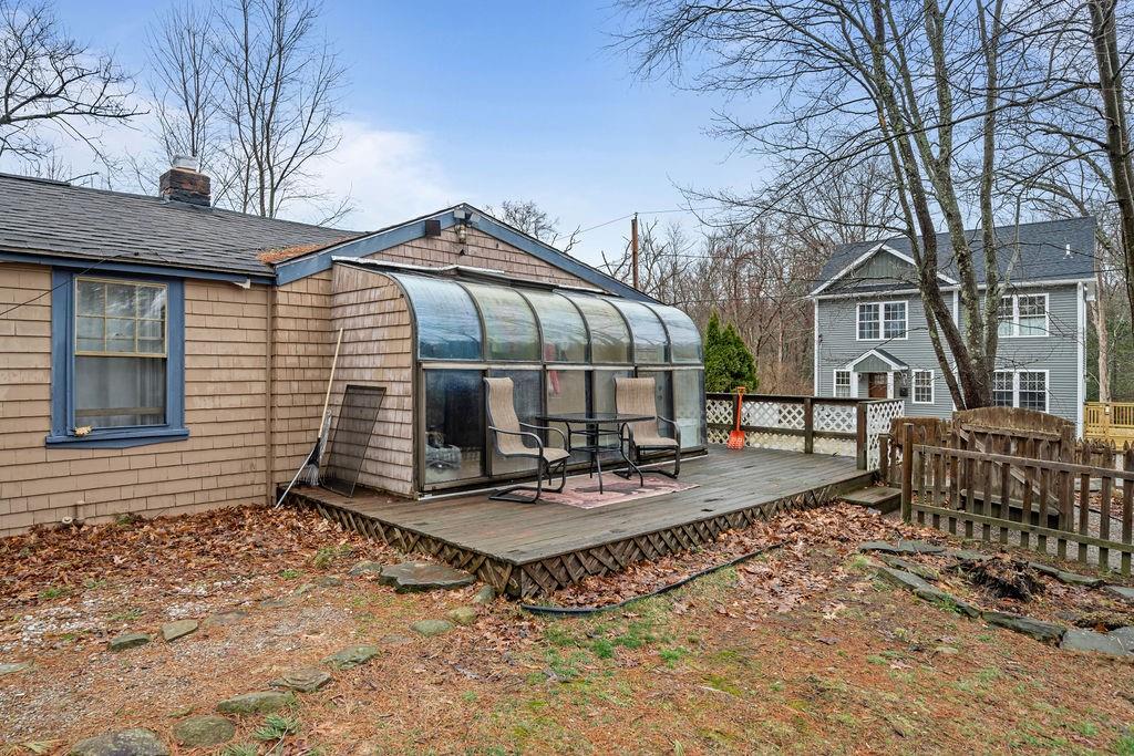 20 Echo Road, Glocester