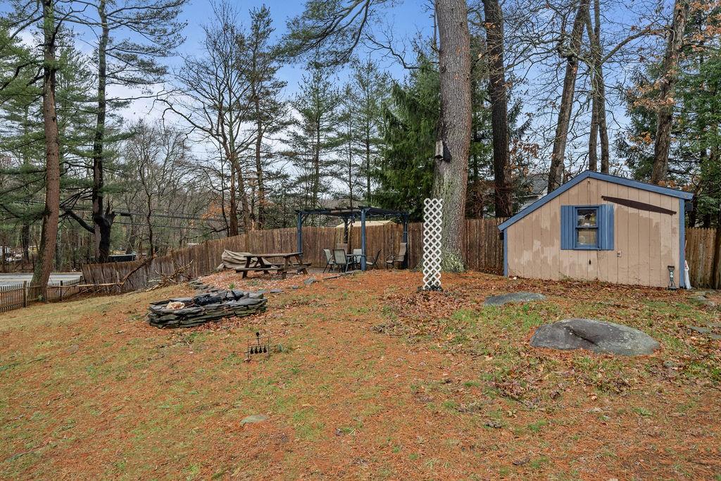 20 Echo Road, Glocester