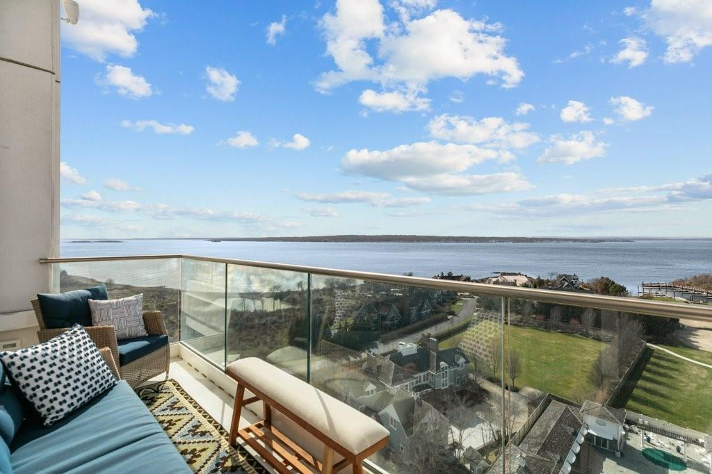 1 Tower Drive, Unit#1203, Portsmouth