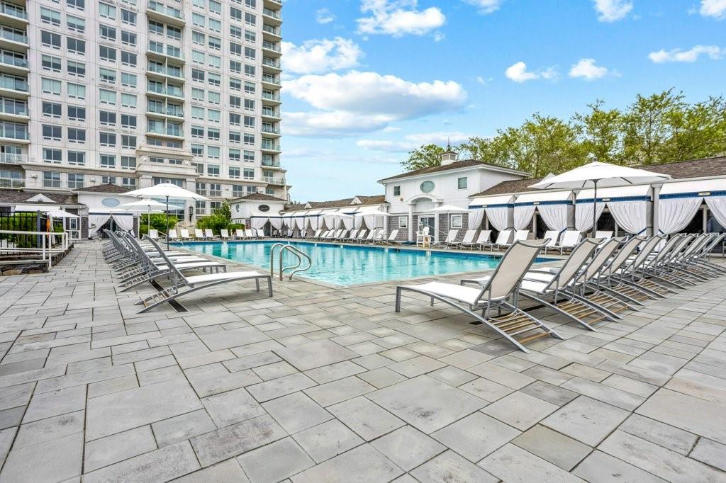 1 Tower Drive, Unit#1203, Portsmouth